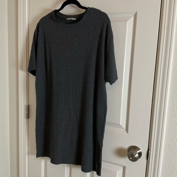 Zara Trafaluc Grey Short Sleeve Ribbed Dress size medium - Picture 6 of 6
